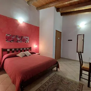 Cloris 3*, Noto Italia